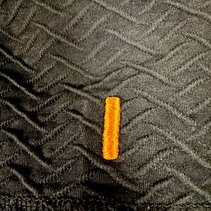 Lucy 3/4 black super stretch texture leggings.